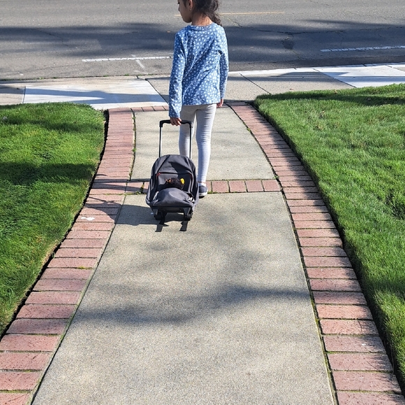 Converse Roll Backpack For Kids.. - Picture 2 of 11